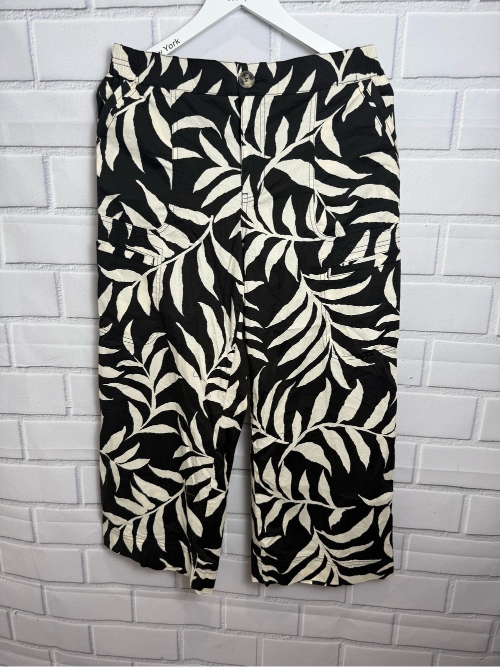 Democracy Black White Tropical Leaf Wide Leg Crop cotton Cottagecore Pants/10 - Picture 4 of 12